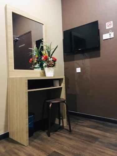 איפוה Highway Times Inn Hotel מראה חיצוני תמונה